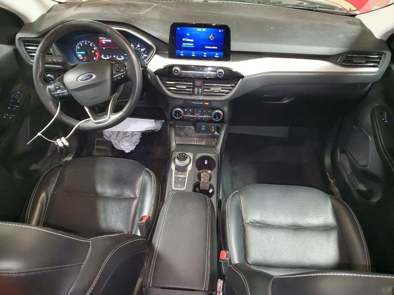 Photo 8 from auction – 2022 FORD ESCAPE with VIN 1FMCU9H96NUA07717