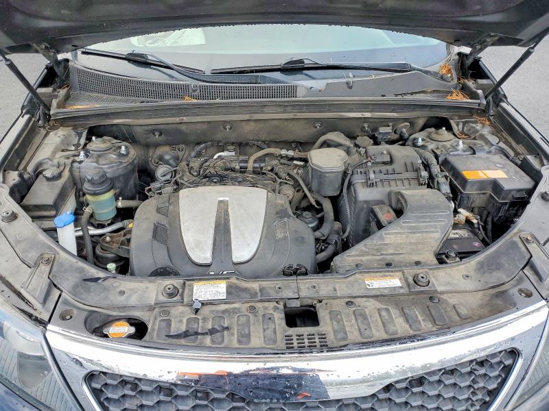 Photo 11 from auction – 2013 KIA SORENTO LX with VIN 5XYKTDA23DG339973