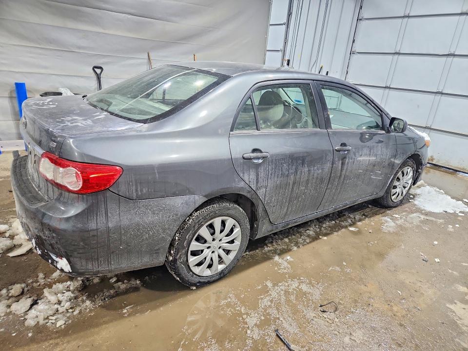 Photo 3 from auction – 2013 TOYOTA COROLLA BA with VIN 2T1BU4EE1DC928209
