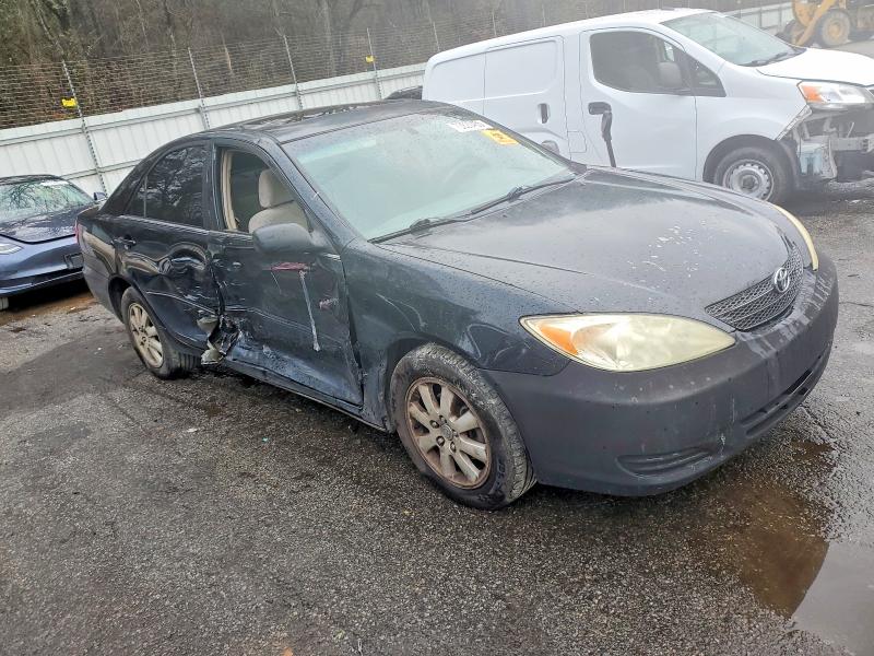 Photo 4 from auction – 2002 TOYOTA CAMRY LE with VIN 4T1BE30K12U065606