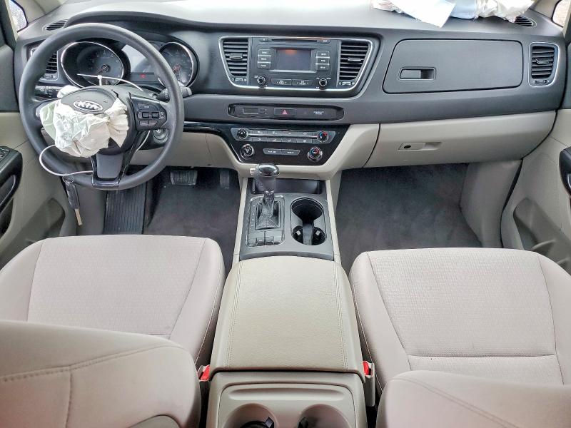 Photo 8 from auction – 2017 KIA SEDONA LX with VIN KNDMB5C17H6225926