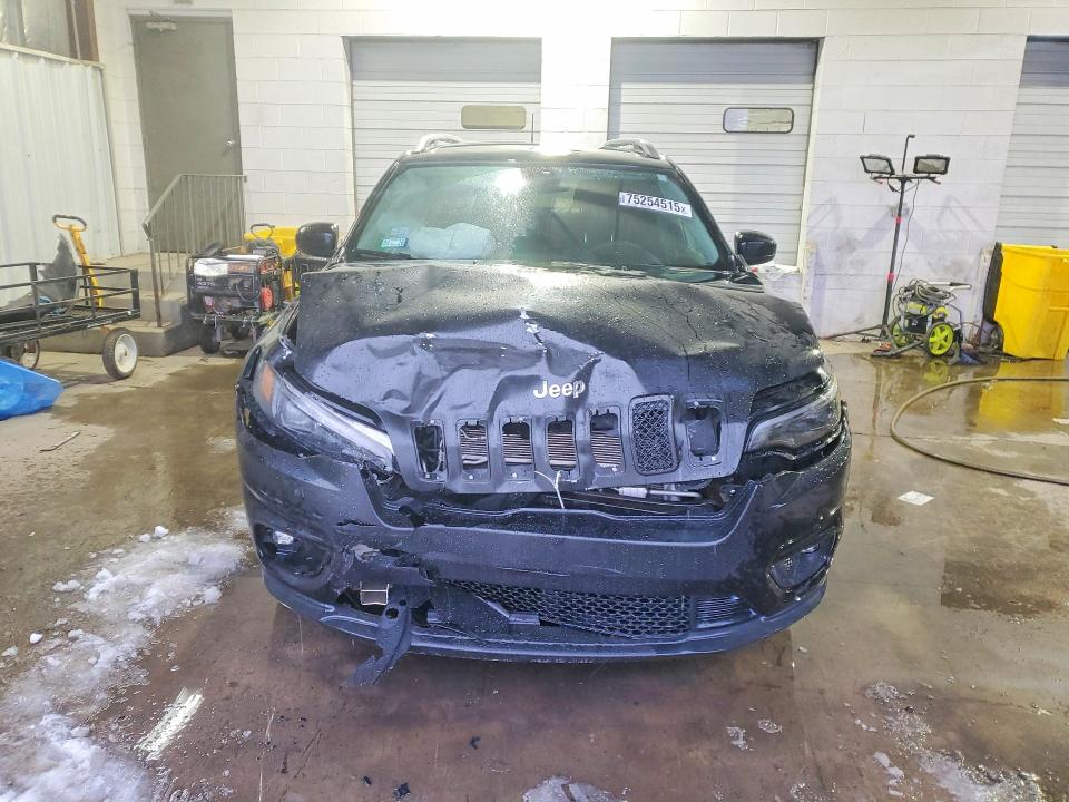 Photo 5 from auction – 2019 JEEP CHEROKEE with VIN 1C4PJLCB6KD387885