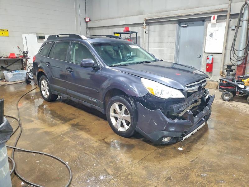 Photo 4 from auction – 2013 SUBARU OUTBACK 2. with VIN 4S4BRBKC6D3202438