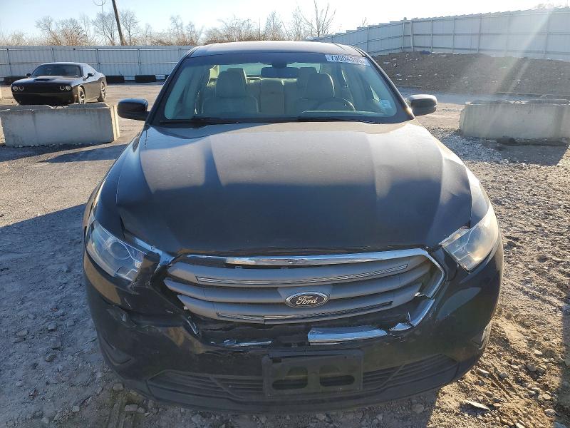Photo 5 from auction – 2013 FORD TAURUS SEL with VIN 1FAHP2E87DG228752