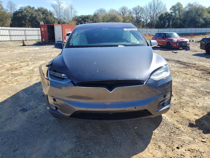 Photo 5 from auction – 2020 TESLA MODEL X with VIN 5YJXCDE21LF304094