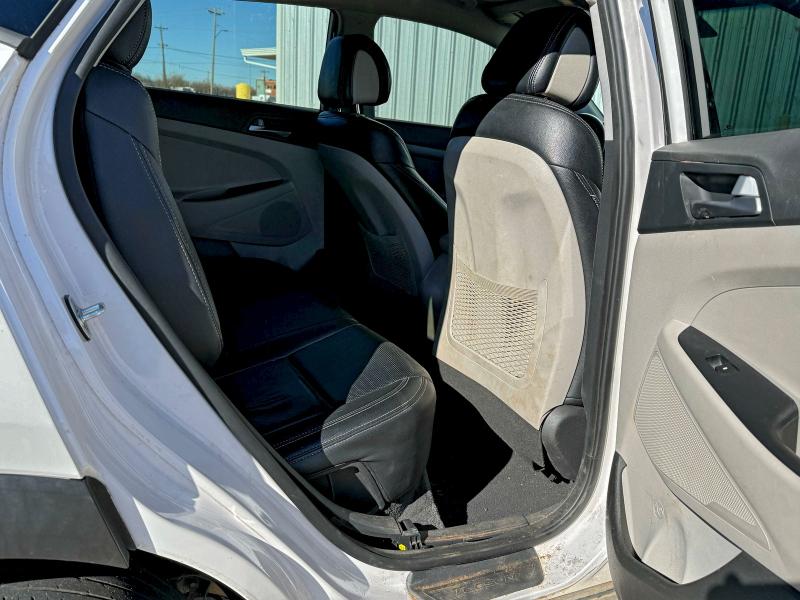 Photo 6 from auction – 2016 HYUNDAI TUCSON LIM with VIN KM8J33A20GU191981