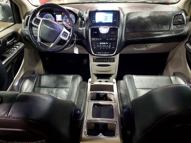 Photo 8 from auction – 2011 CHRYSLER TOWN & COUNTRY with VIN 2A4RR8DGXBR712974
