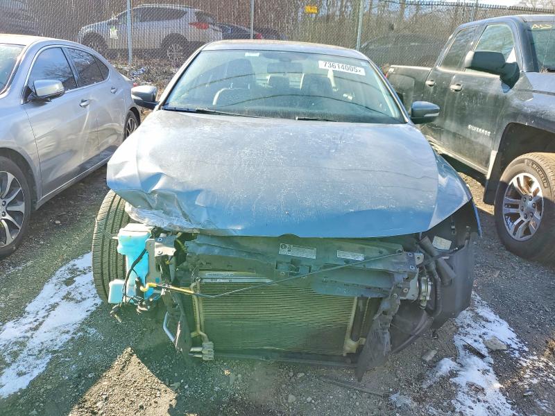 Photo 5 from auction – 2016 VOLKSWAGEN JETTA with VIN 3VWL17AJ5GM206414