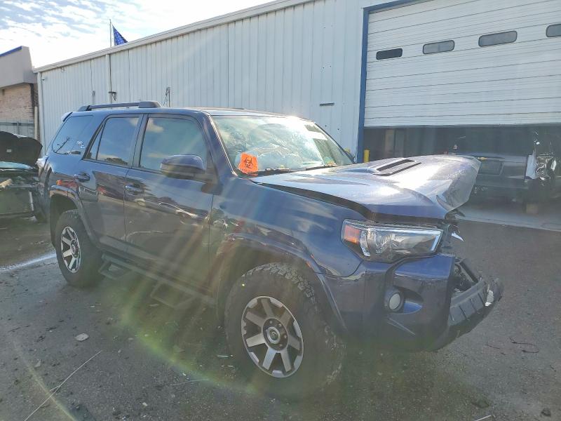 Photo 4 from auction – 2019 TOYOTA 4RUNNER with VIN JTEBU5JR8K5616201