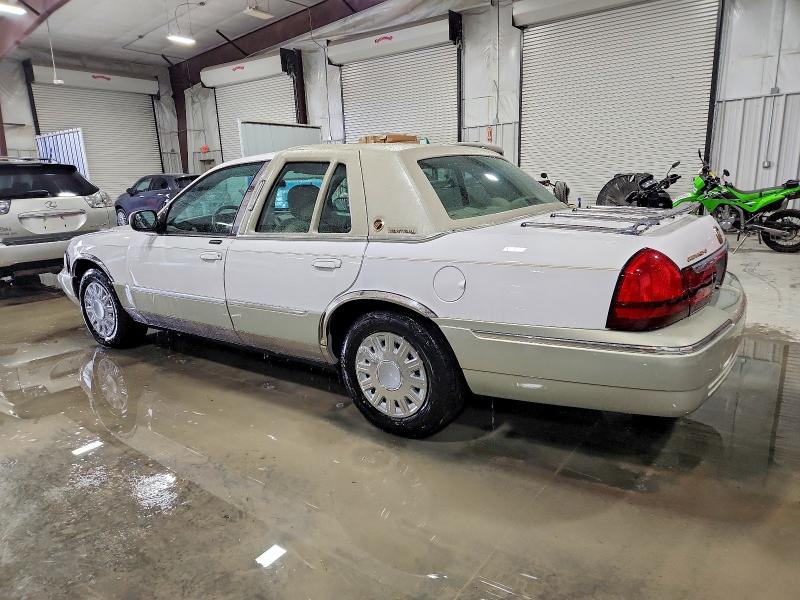 Photo 2 from auction – 2004 MERCURY GRAND MARQ with VIN 2MEFM74W24X655918