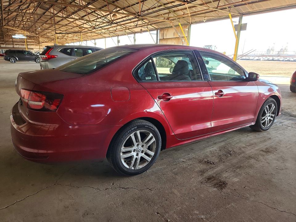 Photo 3 from auction – 2018 VOLKSWAGEN JETTA S with VIN 3VW2B7AJ0JM223945