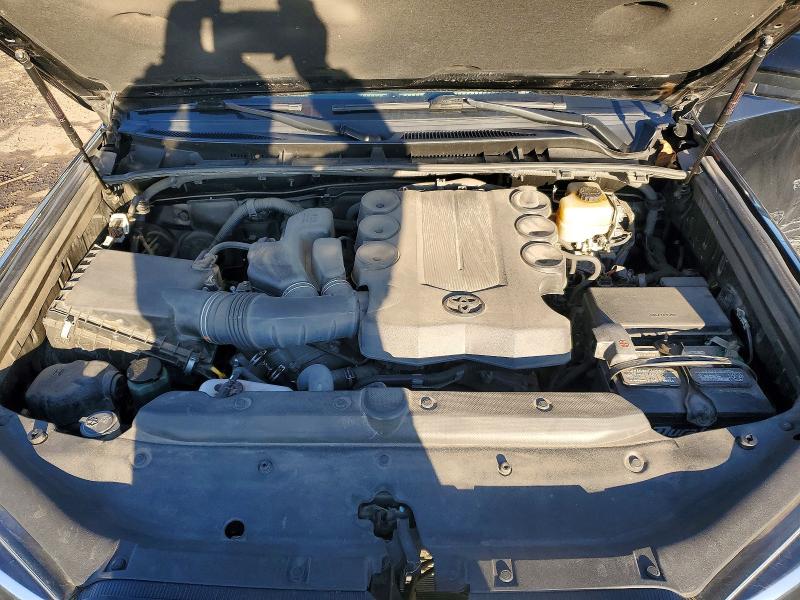 Photo 12 from auction – 2016 TOYOTA 4RUNNER SR with VIN JTEBU5JR3G5400506
