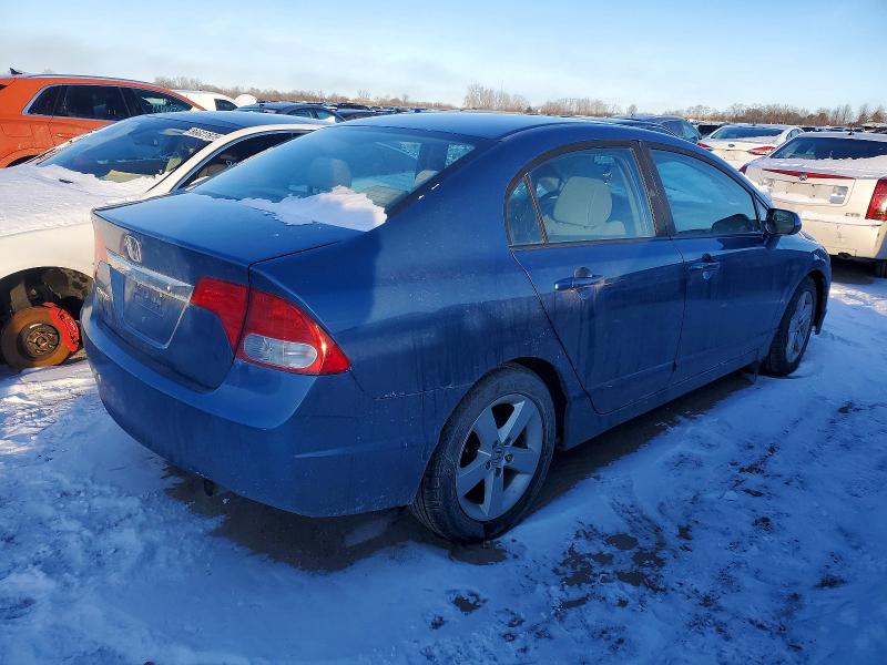 Zdjęcie 3 z aukcji – 2010 HONDA CIVIC LX z VIN 19XFA1F54AE029025