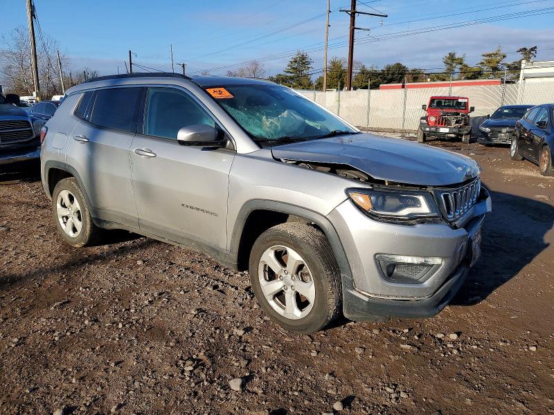 Photo 4 from auction – 2018 JEEP COMPASS LA with VIN 3C4NJDBB4JT331998