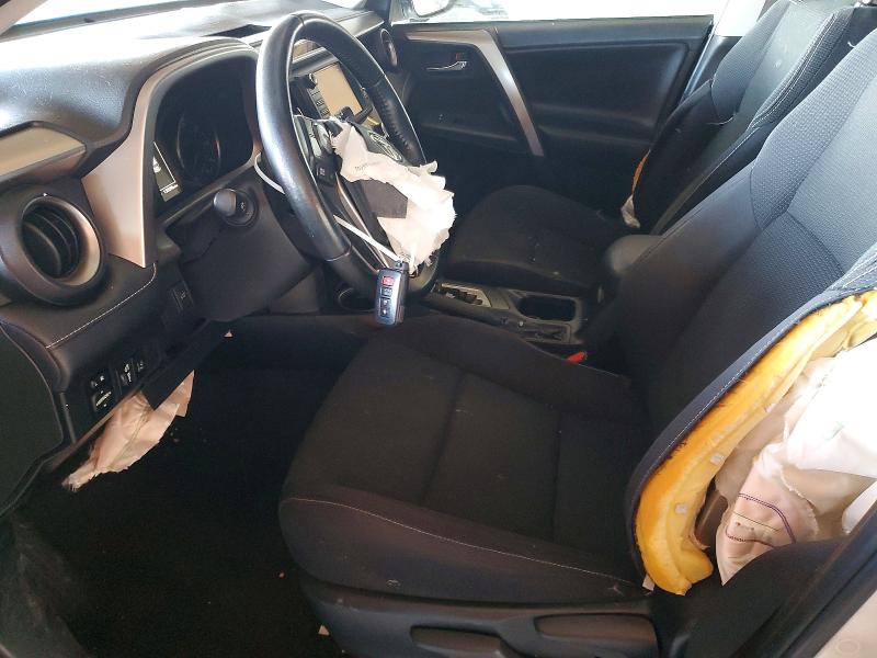 Photo 7 from auction – 2018 TOYOTA RAV4 with VIN JTMWFREV2JJ152973