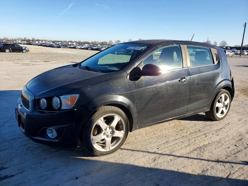 CHEVROLET SONIC 2015 with VIN 1G1JE6SB2F4118648 - Photo from auction