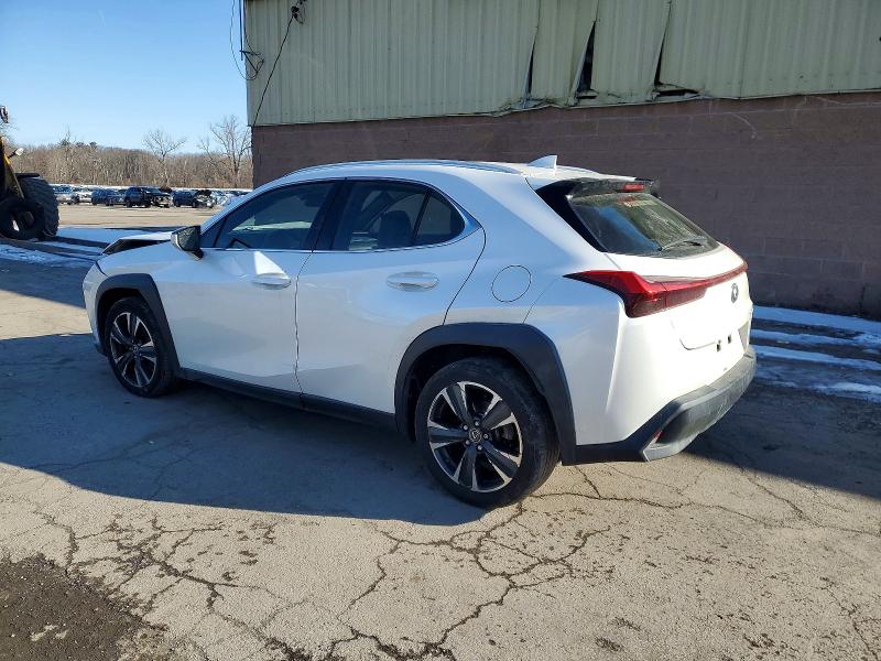 Photo 2 from auction – 2021 LEXUS UX 200 with VIN JTHX3JBH7M2032130