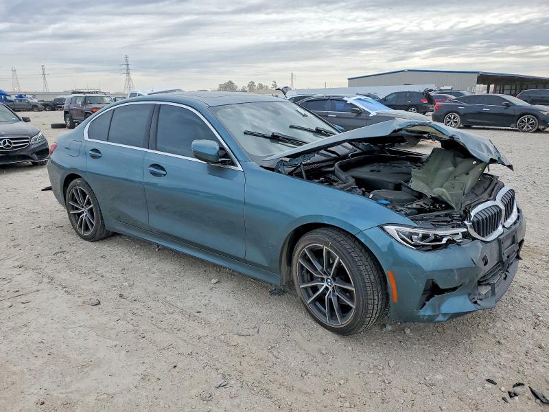 Photo 4 from auction – 2021 BMW 330I with VIN 3MW5R1J01M8B86155