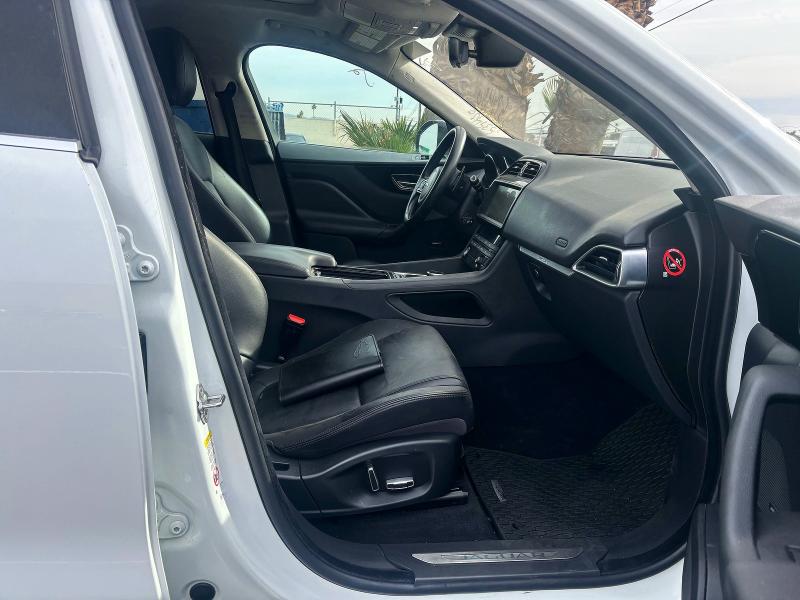 Photo 5 from auction – 2019 JAGUAR F-PACE PRE with VIN SADCJ2FX9KA398515