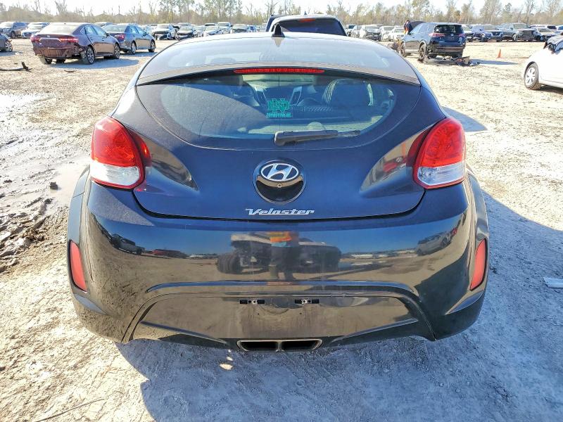 Photo 6 from auction – 2014 HYUNDAI VELOSTER with VIN KMHTC6ADXEU213669