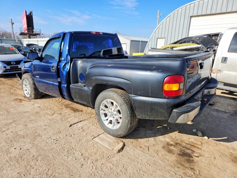 Photo 2 from auction – 2002 CHEVROLET SILVERADO with VIN 1GCEC14WX2Z122347