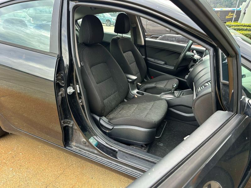 Photo 5 from auction – 2014 KIA FORTE with VIN KNAFK4A68E5160584