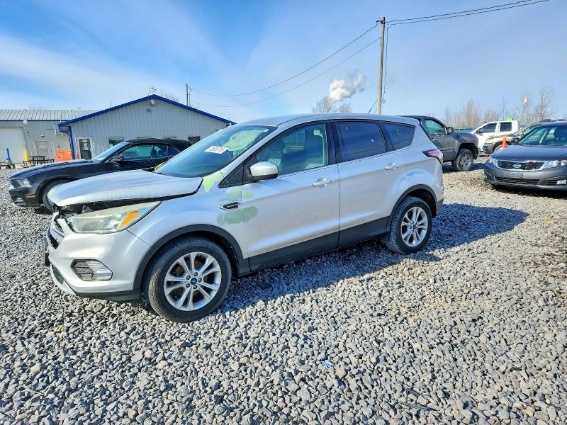 FORD ESCAPE SE 2017 with VIN 1FMCU0GD4HUD39810 - Photo from auction
