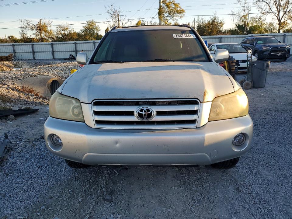 Photo 5 from auction – 2005 TOYOTA HIGHLANDER with VIN JTEDP21A650064224