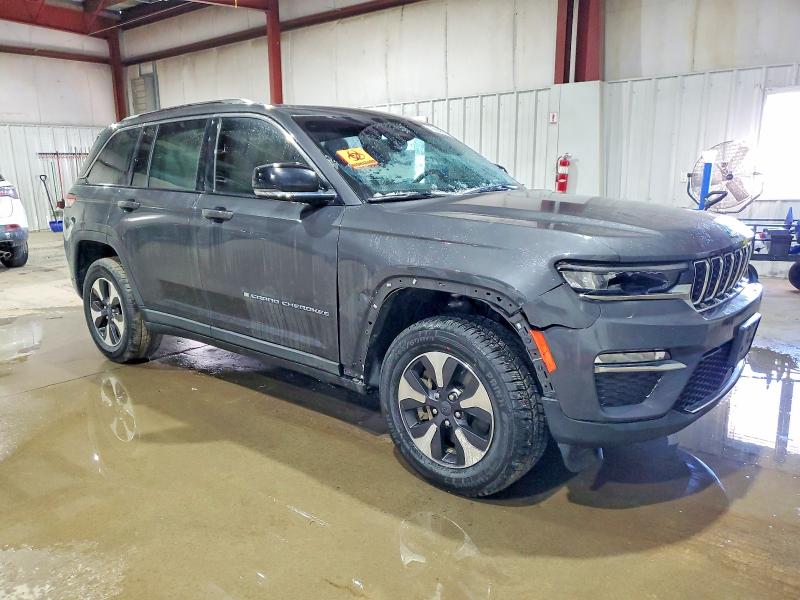 Photo 4 from auction – 2023 JEEP GRAND CHEROKEE with VIN 1C4RJYB60PC624152