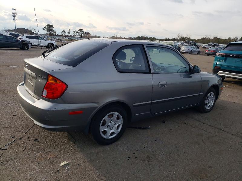 Photo 3 from auction – 2003 HYUNDAI ACCENT with VIN KMHCG35C83U266355