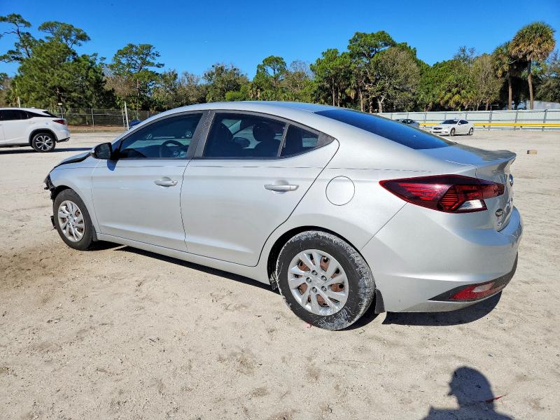 Photo 2 from auction – 2019 HYUNDAI ELANTRA SE with VIN 5NPD74LF3KH430051