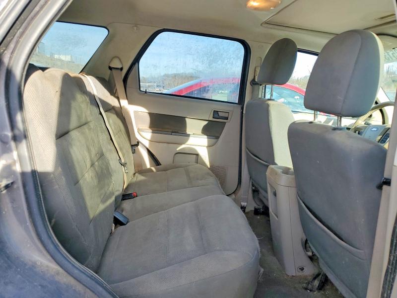 Photo 11 from auction – 2009 FORD ESCAPE XLT with VIN 1FMCU93749KD05173