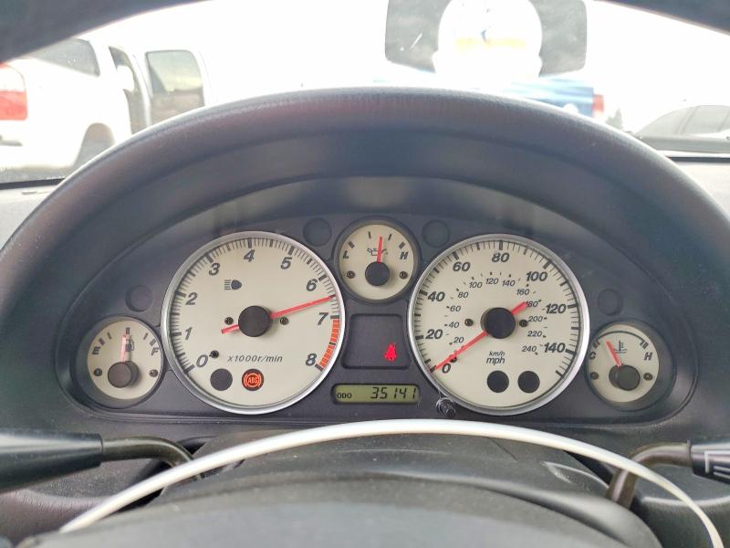 Photo 9 from auction – 2003 MAZDA MX-5 MIATA with VIN JM1NB353930301777