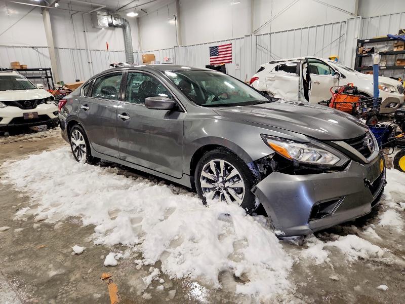 Photo 4 from auction – 2017 NISSAN ALTIMA with VIN 1N4AL3APXHC183416