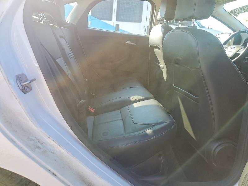 Photo 10 from auction – 2016 FORD FOCUS SE with VIN 1FADP3F27GL339716