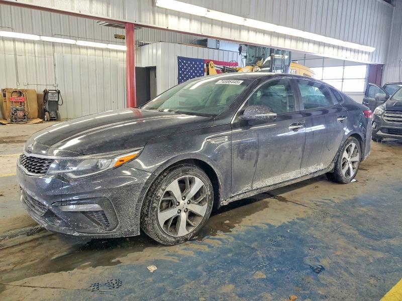 KIA OPTIMA 2019 with VIN 5XXGT4L34KG317798 - Photo from auction