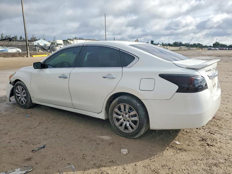 Photo 2 from auction – 2014 NISSAN ALTIMA 2.5 with VIN 1N4AL3AP8EC318324