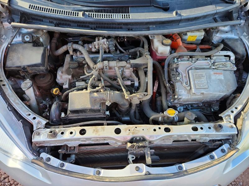 Photo 11 from auction – 2012 TOYOTA PRIUS C with VIN JTDKDTB3XC1503930