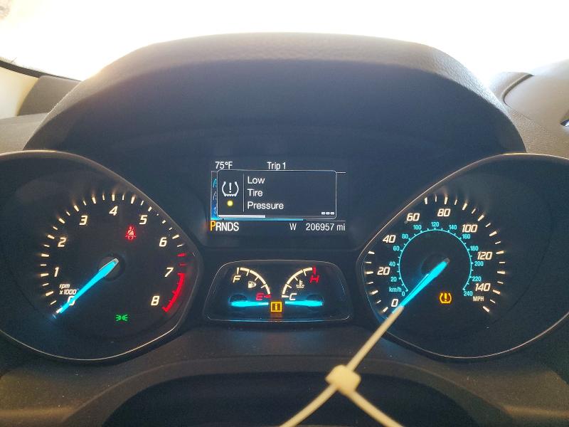 Photo 9 from auction – 2015 FORD ESCAPE with VIN 1FMCU0J98FUA61043