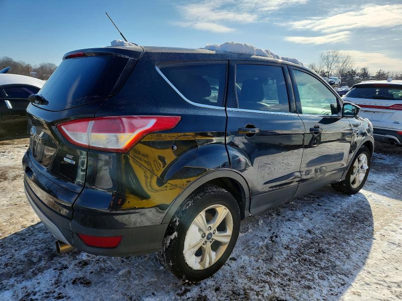 Photo 3 from auction – 2014 FORD ESCAPE SE with VIN 1FMCU9GX3EUE05273
