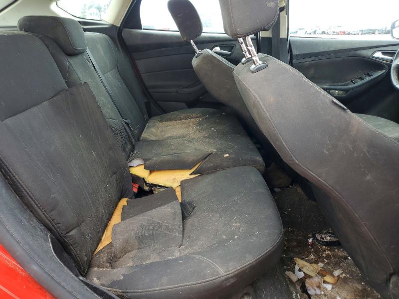 Photo 10 from auction – 2015 FORD FOCUS SE with VIN 1FADP3K21FL240426