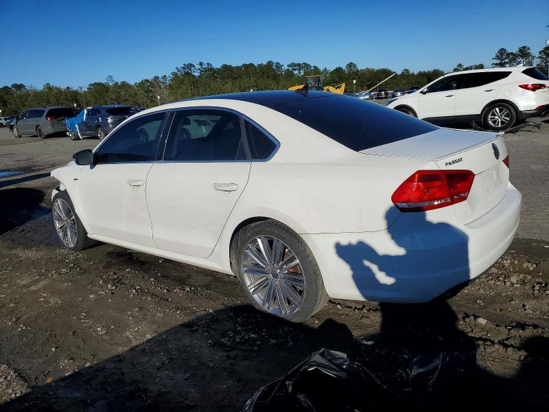 Photo 2 from auction – 2015 VOLKSWAGEN PASSAT SE with VIN 1VWBT7A31FC108133
