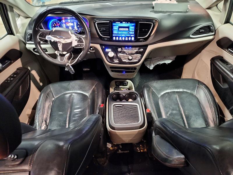 Photo 8 from auction – 2017 CHRYSLER PACIFICA T with VIN 2C4RC1EG2HR752696