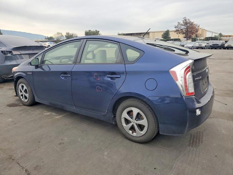 Photo 2 from auction – 2012 TOYOTA PRIUS with VIN JTDKN3DU4C1603265