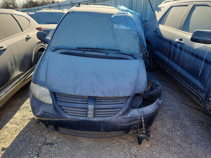 Photo 5 from auction – 2005 DODGE GRAND CARA with VIN 2D4GP44L65R303435