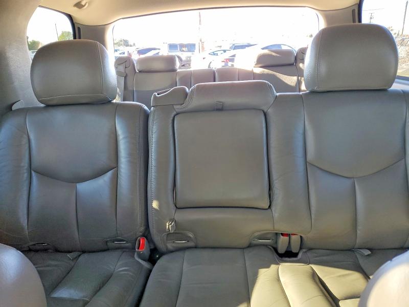 Photo 10 from auction – 2003 GMC YUKON with VIN 1GKEC13T93R217382
