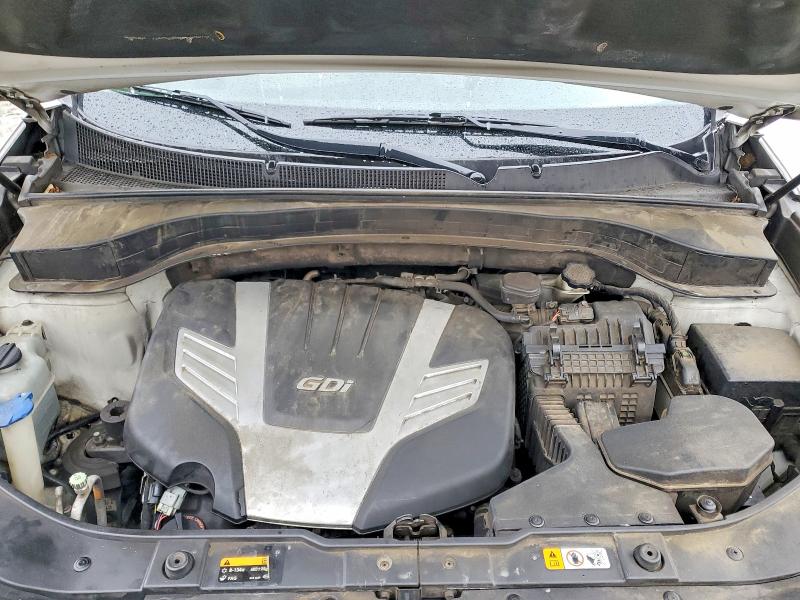 Photo 11 from auction – 2015 KIA SORENTO LX with VIN 5XYKTDA70FG657418