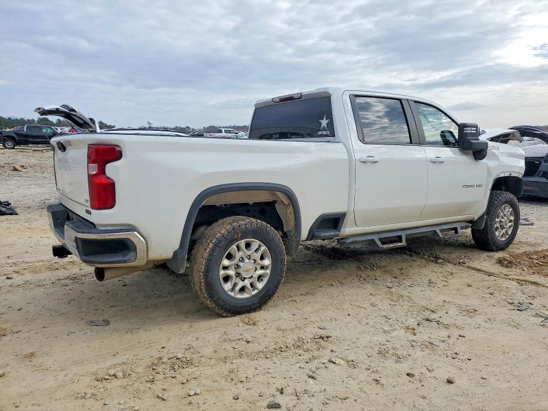 Photo 3 from auction – 2021 CHEVROLET SILVERADO with VIN 1GC1YNEY0MF229466