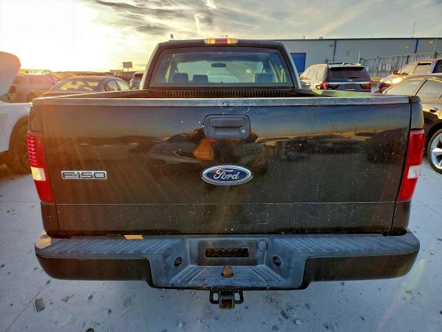 Photo 6 from auction – 2005 FORD F-150 with VIN 1FTRX12W95NA59780