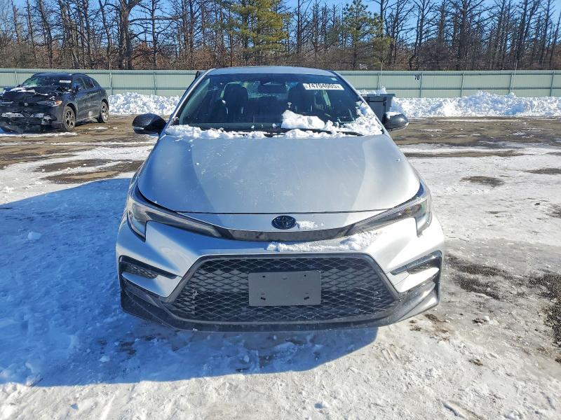 Photo 5 from auction – 2024 TOYOTA COROLLA with VIN JTDBCMFE9R3045007